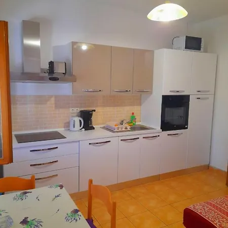 House Fantazija Case de vacanță