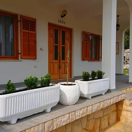 House Fantazija