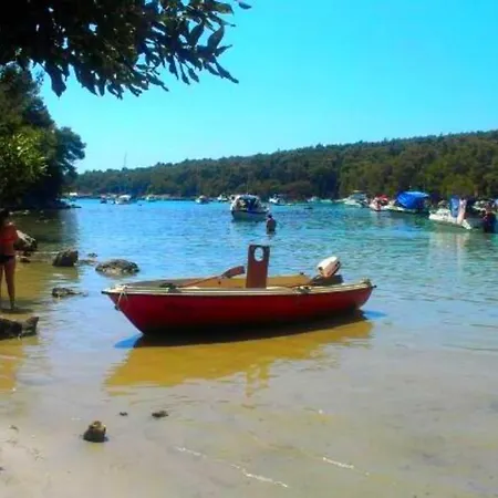 House Fantazija Case de vacanță